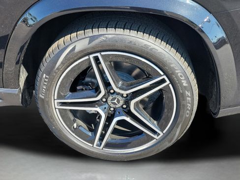 New 2026 Mercedes-Benz GLS 450 4MATIC image 36