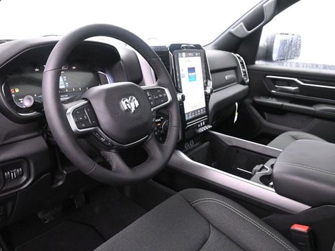 New 2026 RAM 1500 Big Horn AWD/4WD image 16