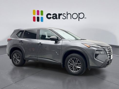 Used 2024 Nissan Rogue S AWD/4WD image 7