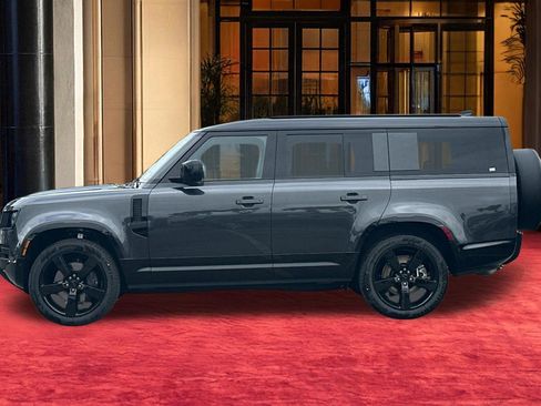 New 2026 Land Rover Defender 130 X-Dynamic SE AWD/4WD image 2