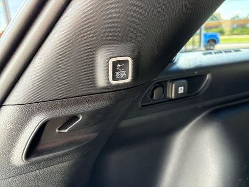Used 2023 Jeep Grand Cherokee Limited AWD/4WD image 8