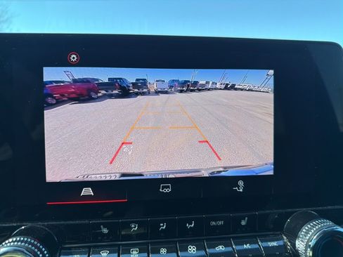 Certified 2023 GMC Canyon AT4 w/ Canyon Safety Plus Package image 24