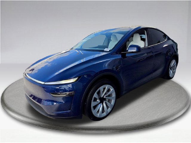 Used 2026 Tesla Model Y Long Range RWD image 17