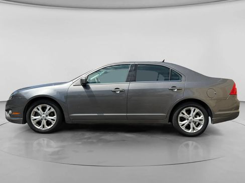 Used 2012 Ford Fusion SE FWD image 2