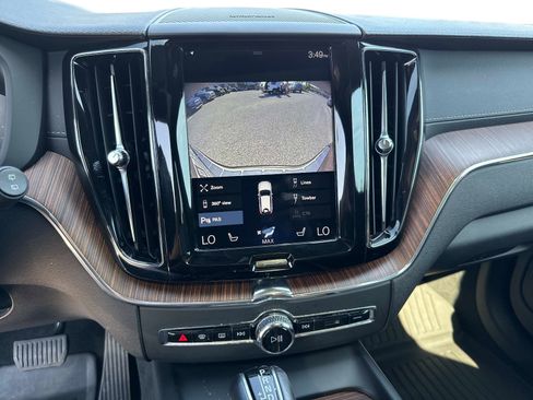 Used 2020 Volvo XC60 T6 Inscription w/ Protection Package Premier image 26