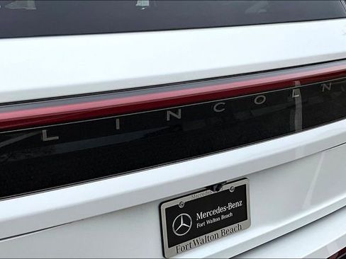 Used 2025 Lincoln Navigator Reserve w/ Jet Appearance Package AWD/4WD image 26