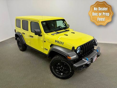 Used 2023 Jeep Wrangler Unlimited w/ Cold Weather Group AWD/4WD image 1