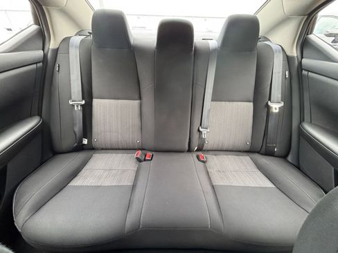 Used 2025 Nissan Sentra SV FWD image 36