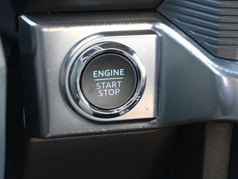 New 2025 Ford F150 King Ranch w/ FX4 Off-Road Package image 22