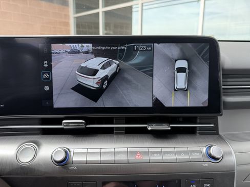 Used 2024 Hyundai Kona Limited image 21