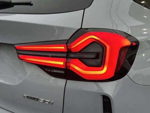 Used 2022 BMW X3 xDrive30i w/ M Sport Package 2 image 11