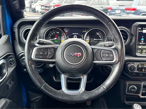 Used 2021 Jeep Wrangler Unlimited Sahara w/ Cold Weather Group image 14