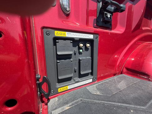 Used 2022 Ford F150 XLT w/ Equipment Group 302A High AWD/4WD image 17