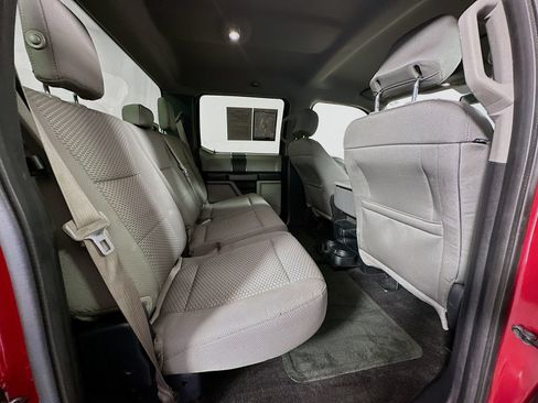 Used 2016 Ford F150 XLT AWD/4WD image 31