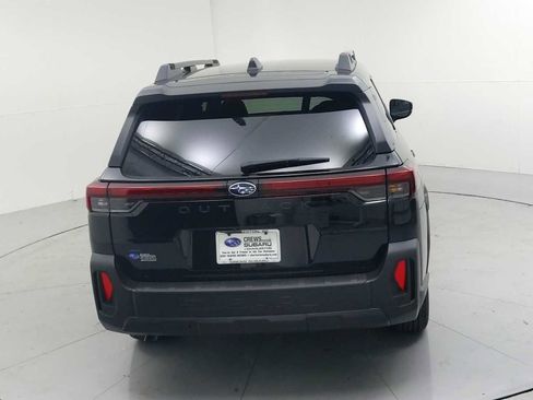 New 2026 Subaru Outback Limited AWD/4WD image 9