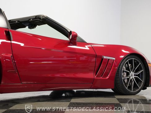 Used 2011 Chevrolet Corvette Grand Sport w/ Preferred Equipment Group image 29