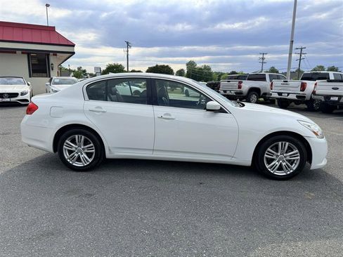 Used 2013 INFINITI G37 x Sedan w/ Premium Pkg AWD/4WD image 4