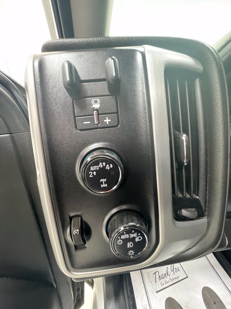 Used 2018 GMC Sierra 1500 SLT AWD/4WD image 17