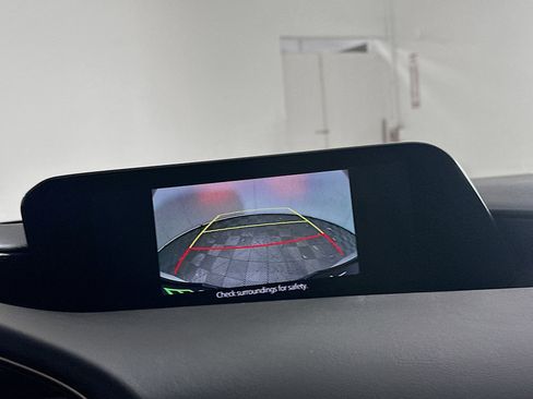 Used 2020 MAZDA MAZDA3 Sedan w/ Preferred Package image 23