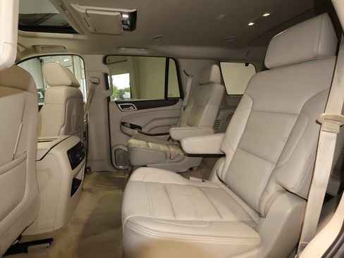 Used 2015 GMC Yukon Denali w/ Open Road Package AWD/4WD image 15