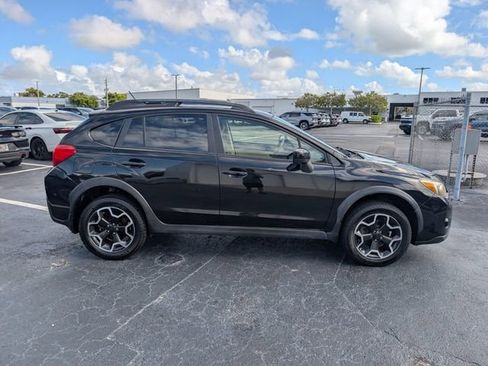 Used 2015 Subaru Crosstrek 2.0i Premium image 8