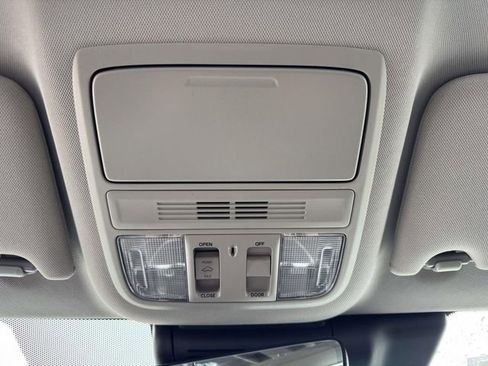 Used 2019 Honda Accord EX-L image 32