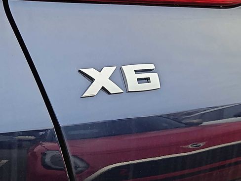 New 2026 BMW X6 M60i image 12