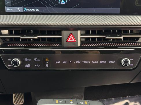 Used 2023 Kia EV6 GT image 28