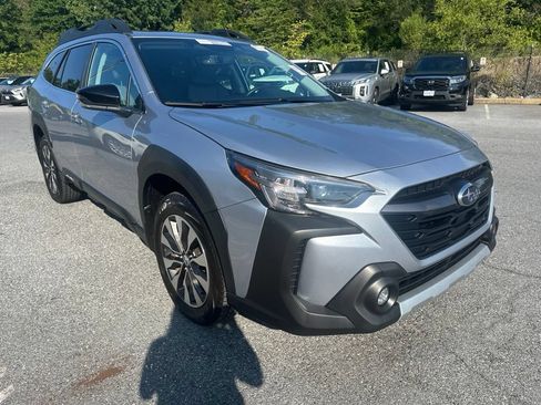 Used 2025 Subaru Outback Limited w/ Popular Package #2 AWD/4WD image 3