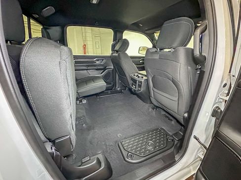 New 2026 RAM 1500 4x4 Crew Cab image 4