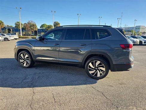 New 2026 Volkswagen Atlas SE image 6