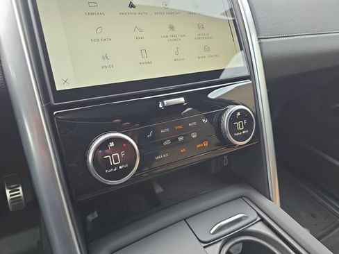 New 2026 Land Rover Discovery Dynamic SE AWD/4WD image 17
