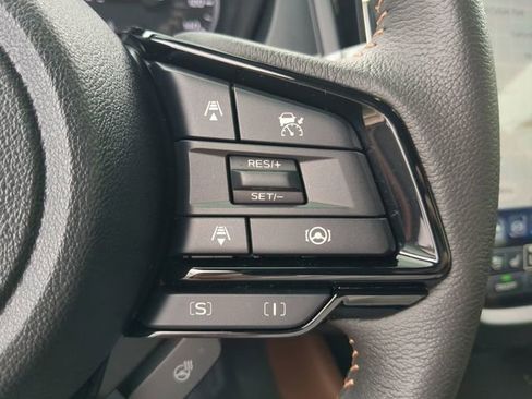 Used 2025 Subaru Forester Touring w/ Popular Package - Touring image 30