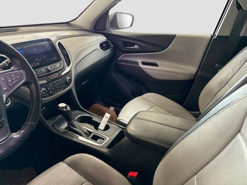 Used 2019 Chevrolet Equinox Premier FWD image 23