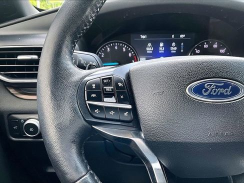 Used 2020 Ford Explorer Limited w/ Class III Trailer Tow Package AWD/4WD image 11
