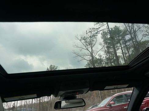 Used 2012 BMW 535i Sedan image 12