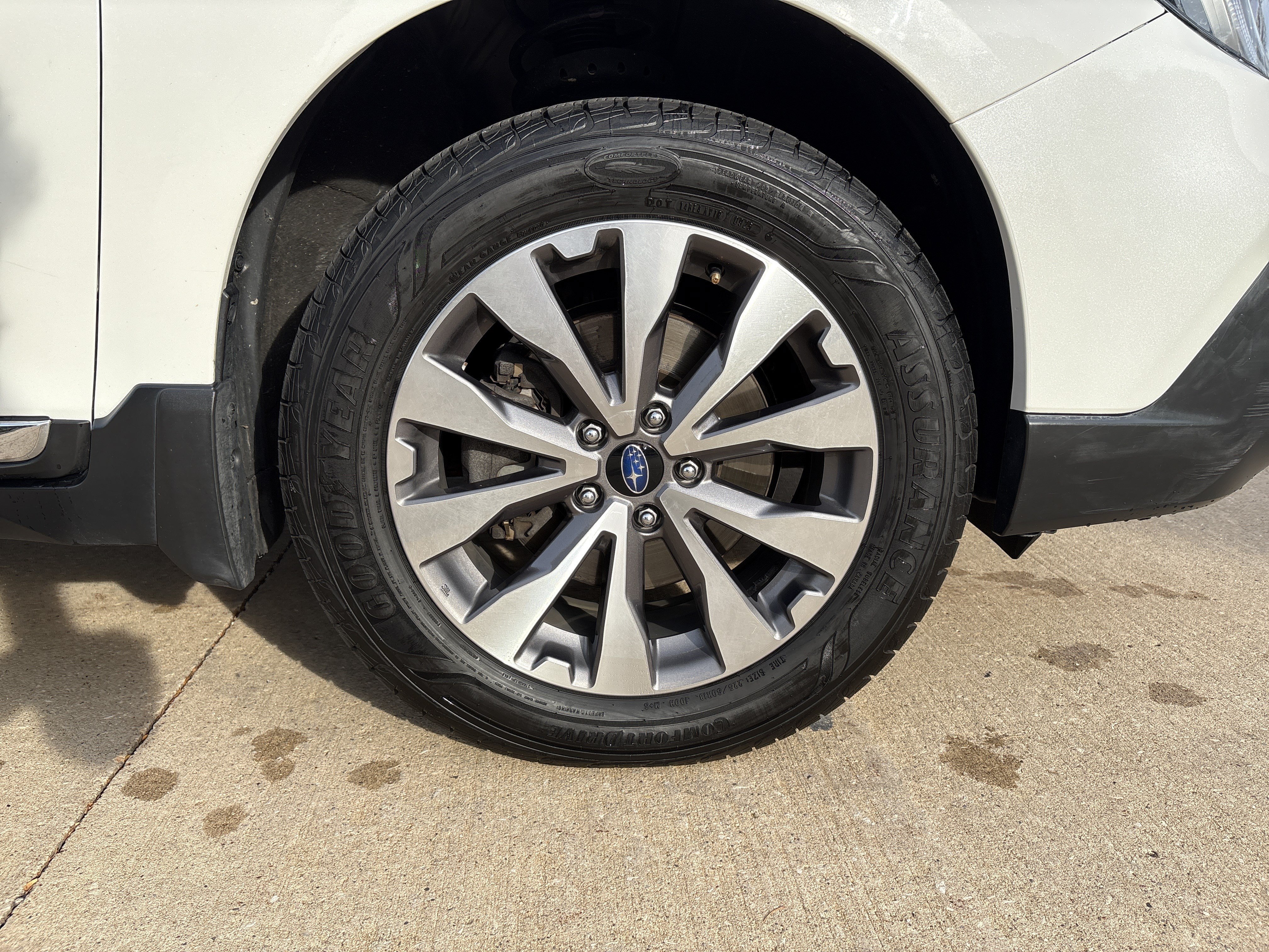 Used 2019 Subaru Outback 2.5i Touring AWD/4WD image 10