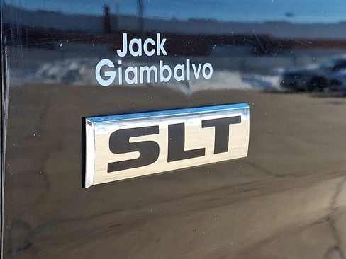 Used 2017 RAM 2500 SLT w/ Snow Chief Group image 31