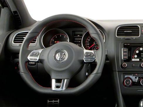 Used 2010 Volkswagen GTI 2-Door FWD image 4