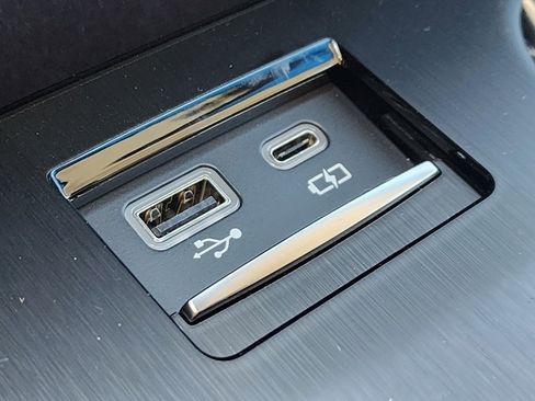 Certified 2025 Lexus ES 300h F Sport w/ Accessory Package (Z1) image 14