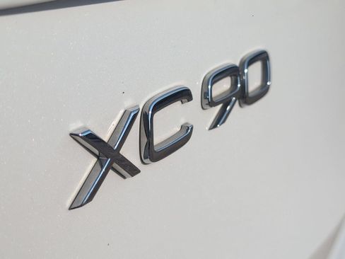 Used 2019 Volvo XC90 T6 Momentum AWD/4WD image 31