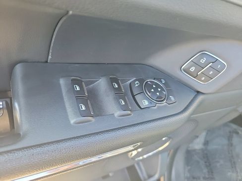 Used 2024 Ford Expedition XLT RWD image 22