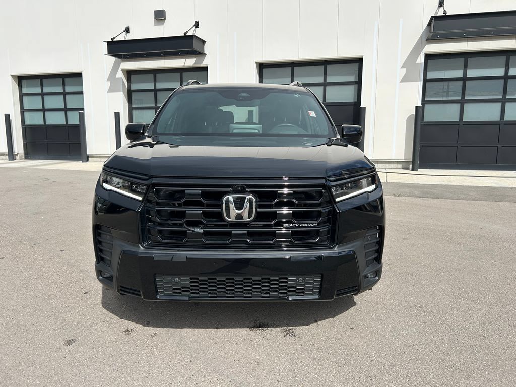 Used 2026 Honda Pilot Black Edition image 5