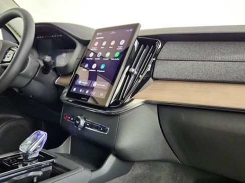 New 2026 Volvo XC90 T8 Core AWD/4WD image 35