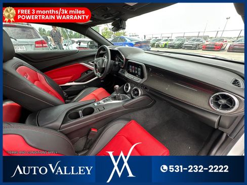 Used 2017 Chevrolet Camaro SS RWD image 20