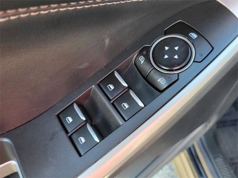 Certified 2023 Ford Explorer XLT image 16