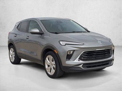 Used 2025 Buick Encore GX Preferred image 3