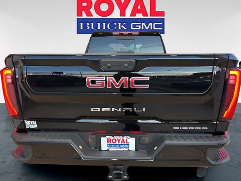 New 2026 GMC Sierra 3500 Denali w/ Technology Package image 12