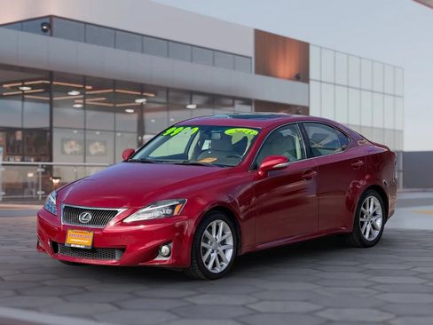 Used 2013 Lexus IS 250 w/ Premium Pkg Value Edition RWD image 3