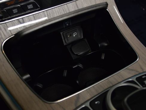 Certified 2023 Mercedes-Benz E 450 Cabriolet image 28